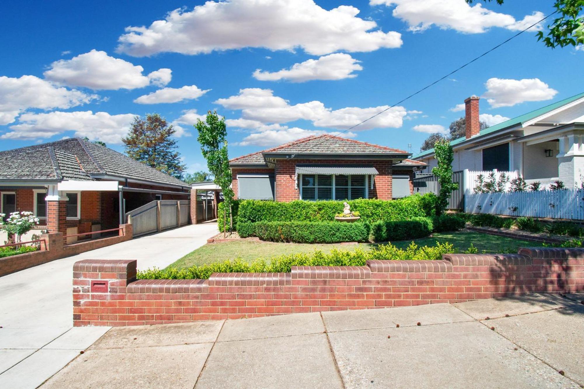 The Macleay - Poolside Entertainer, Pet Friendly Villa Wagga Wagga Exterior foto